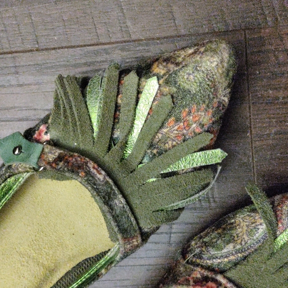 M by Morenatom Flats - Picture 2 of 9